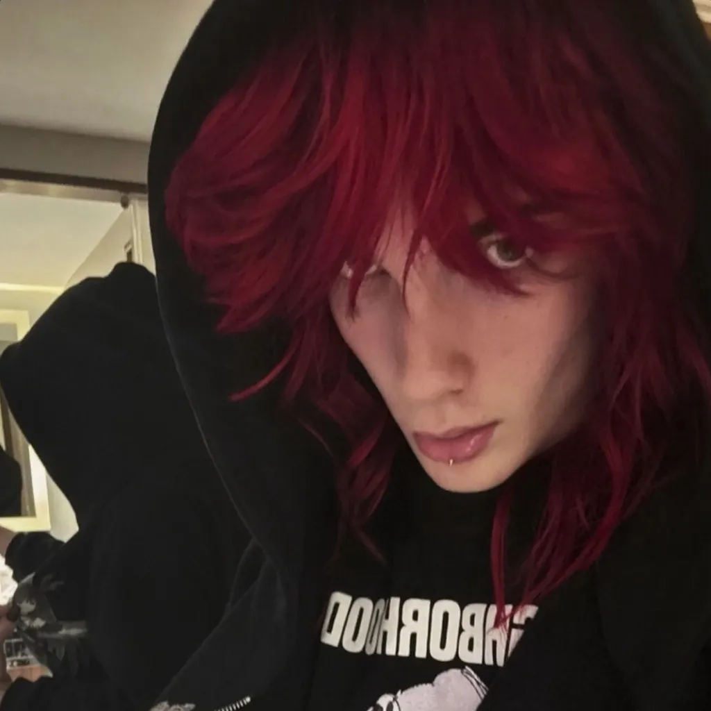 chat with ai character: Asteria