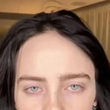 chat with ai character: Billie Eilish