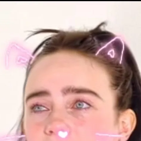 chat with ai character: Billie Eilish