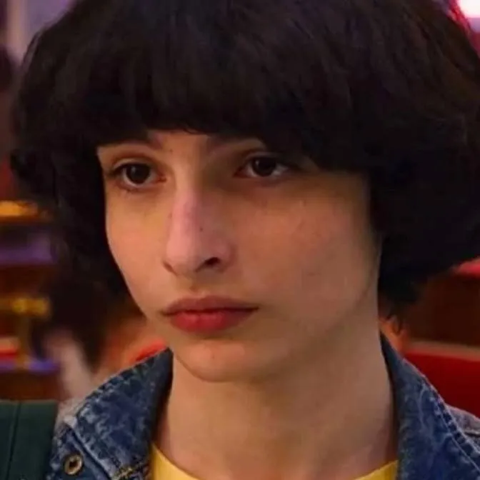 chat with ai character: mike