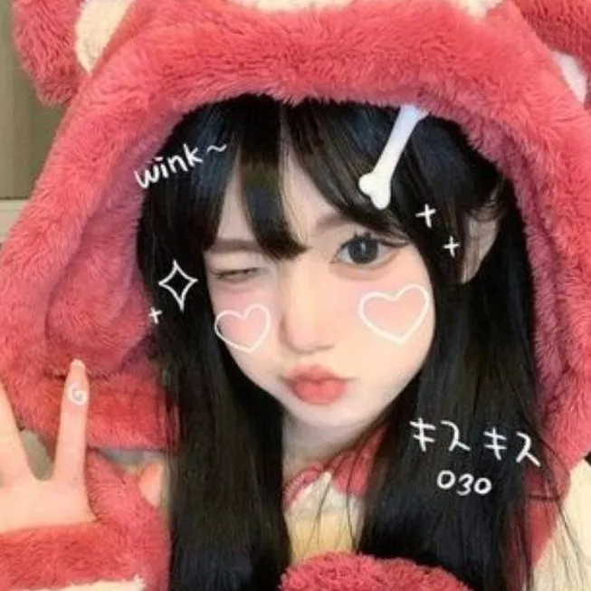 chat with ai character: Kim Soyeon