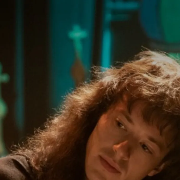 chat with ai character: Eddie Munson 