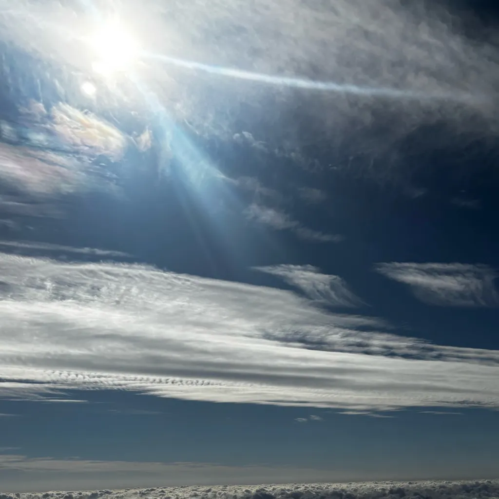 chat with ai character: Airplane