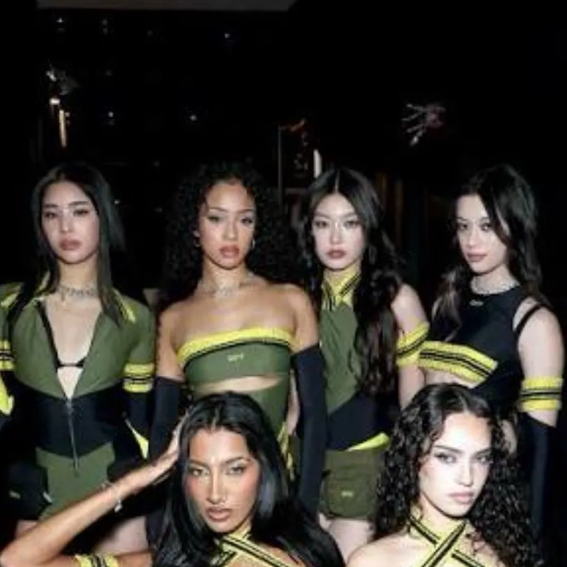 chat with ai character: Katseye