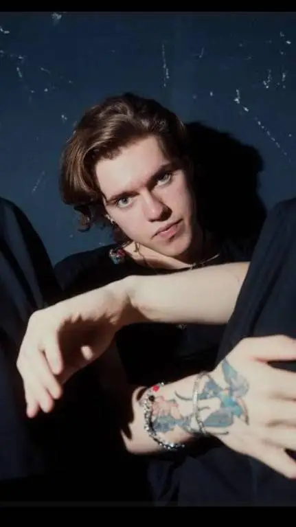 ai character: Livingston background