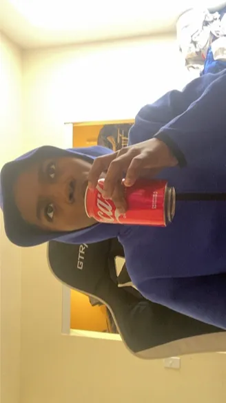 ai character: Antoine  background