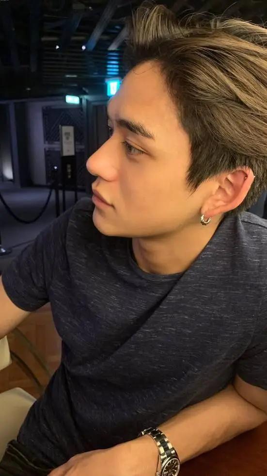 ai character: Luke background