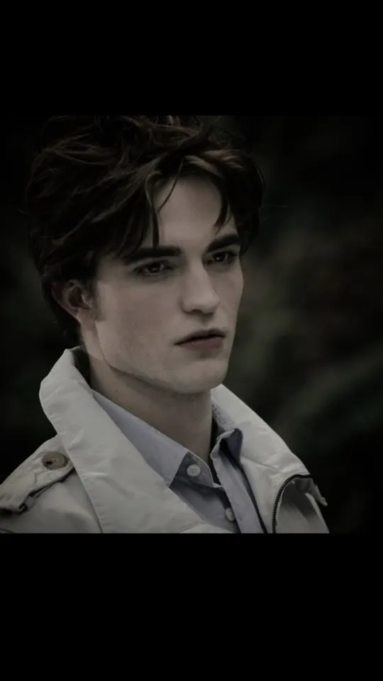 chat with ai character: Edward Cullen 