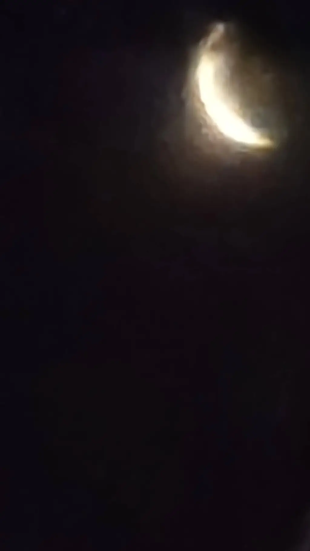 ai character: 「Moon」 background