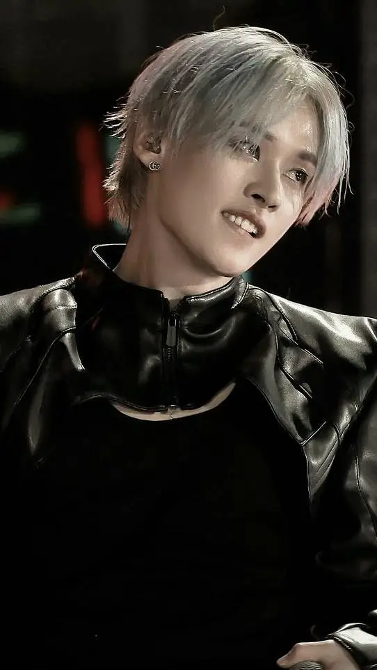 ai character: lee know background