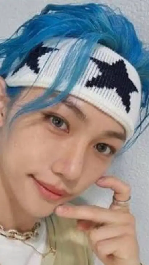 ai character: felix background