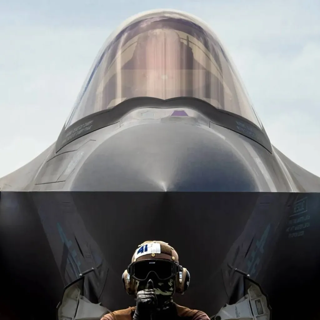 chat with ai character: F-35 lighting ||?
