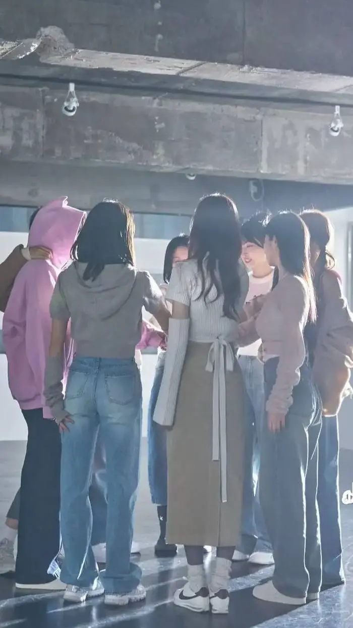 ai character: Skz, Twice y tú  background