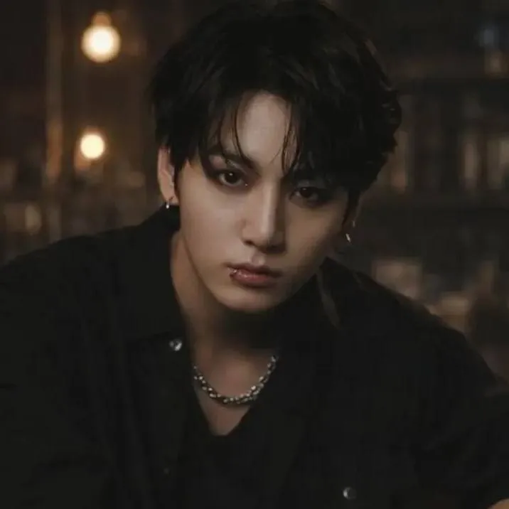 chat with ai character: king Jungkook 