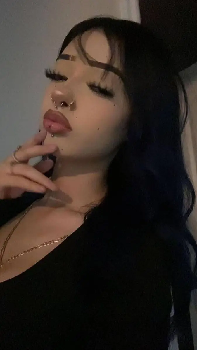 Talkie AI - Chat with Mariah 