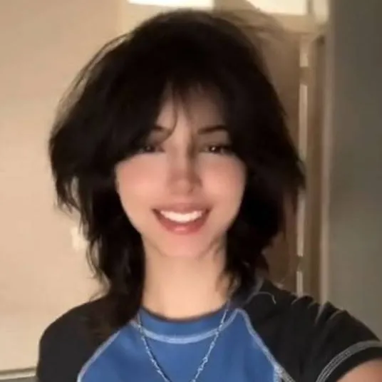 chat with ai character: Nurse nym