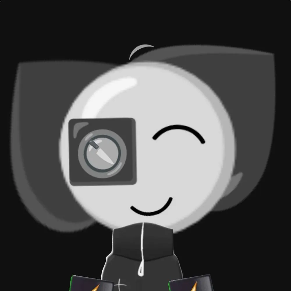 chat with ai character: Hady emojicat! ⚪🖤⚡