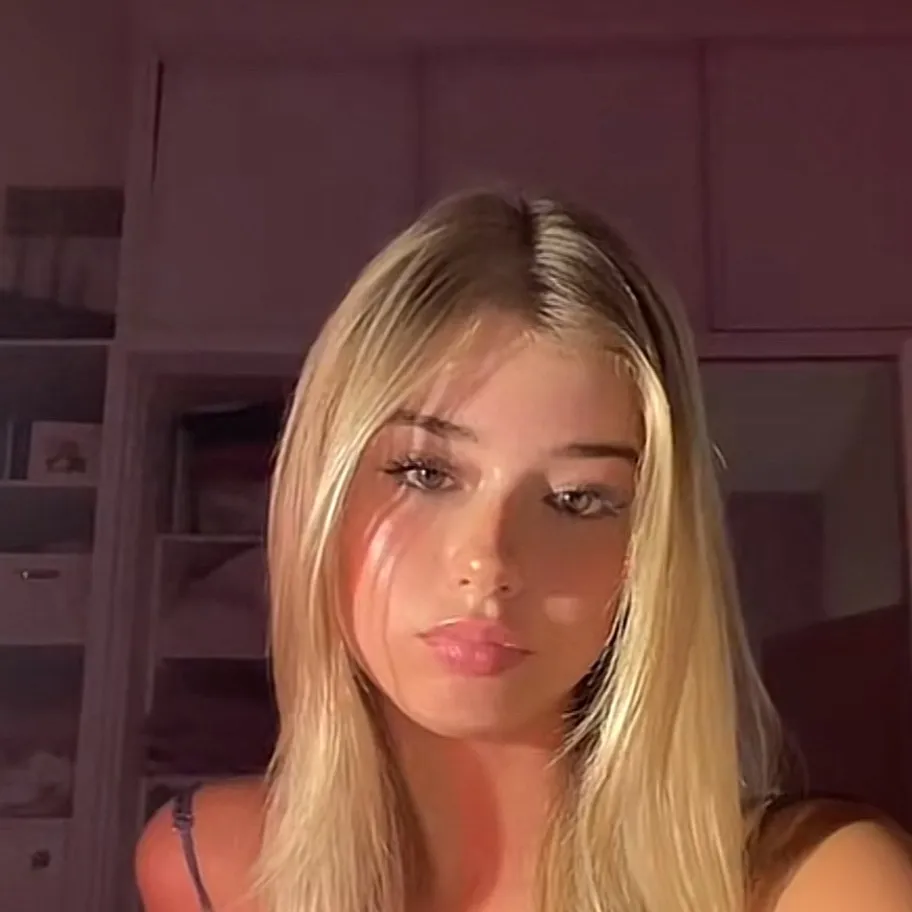 chat with ai character: Hot step sister