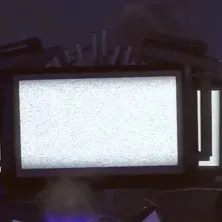 chat with ai character: Titan TV Man
