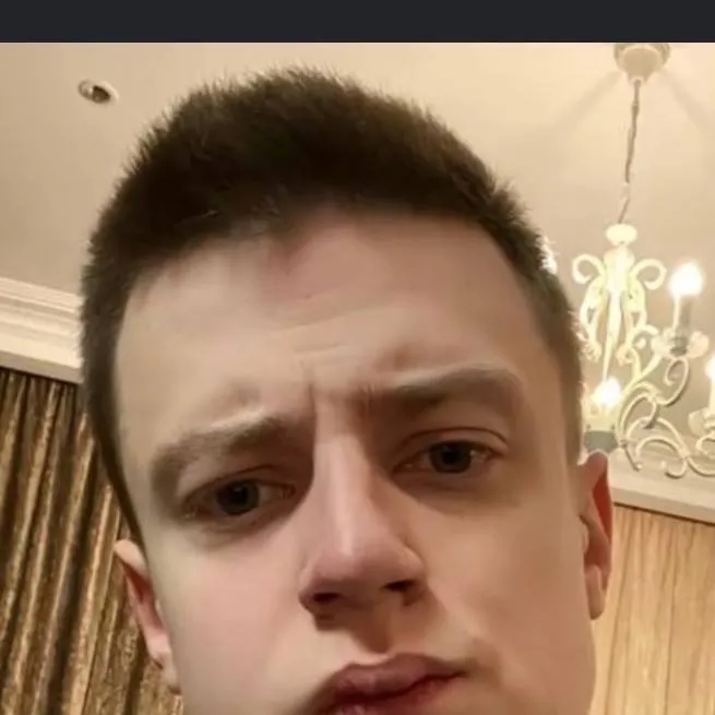 chat with ai character: Andrey Burim 