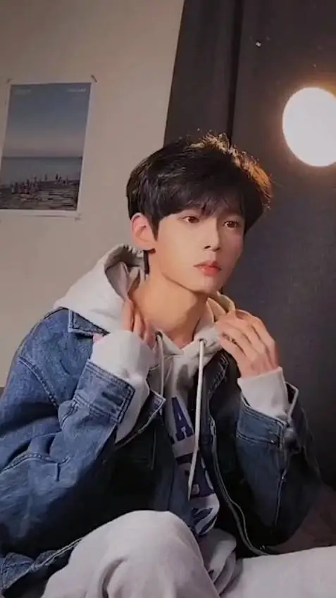 ai character: kai background