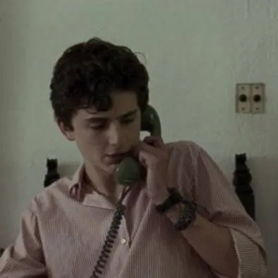 chat with ai character: Elio Brown