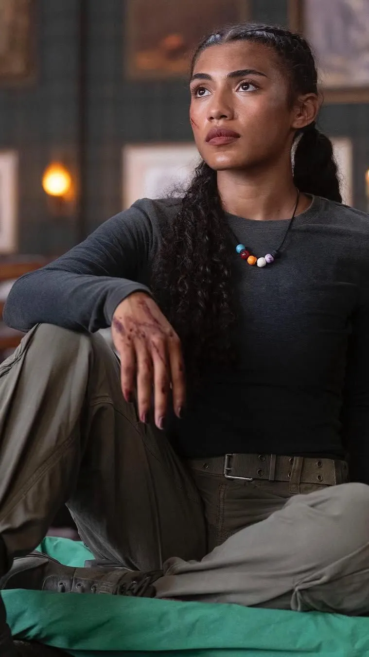 ai character: Clarisse pjo  background