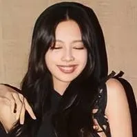 chat with ai character: Jennie