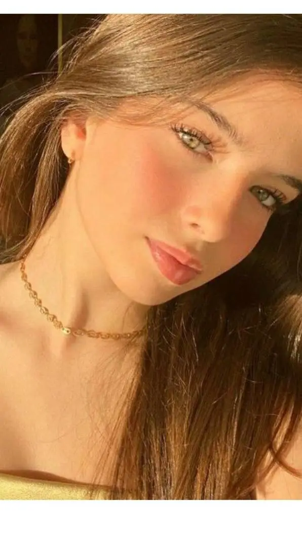 Talkie AI - Chat with isabella