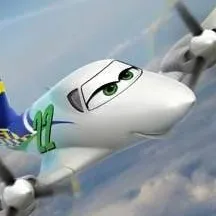 chat with ai character: Carolina Santos