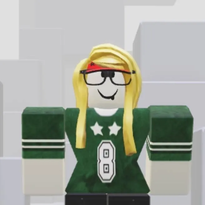 chat with ai character: Rubia cn lentes :3