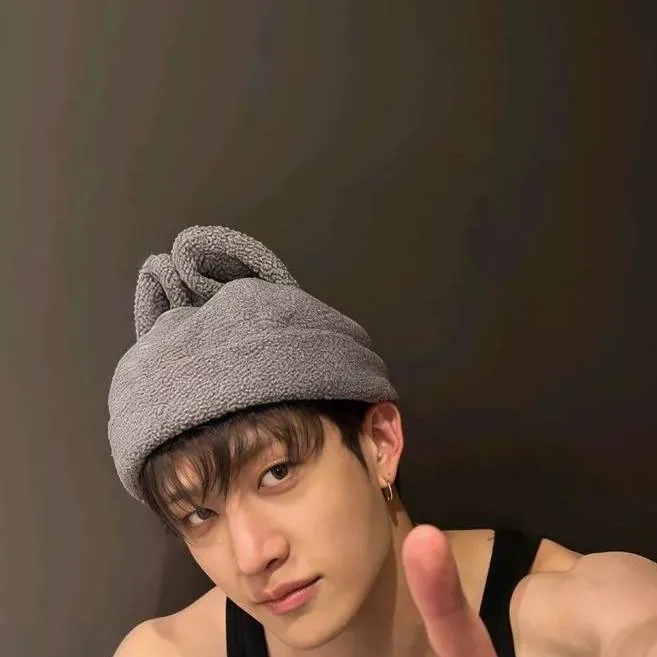 chat with ai character: Bangchan 