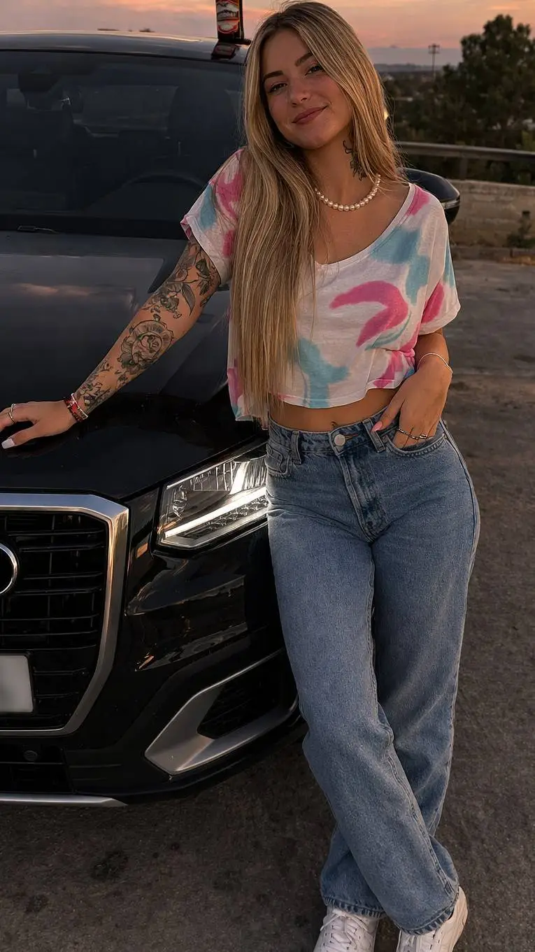 ai character: Vanessa  background