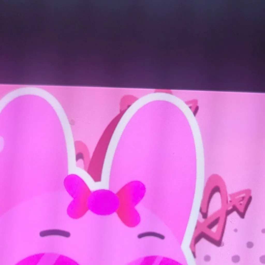 chat with ai character: pinki🎀💅