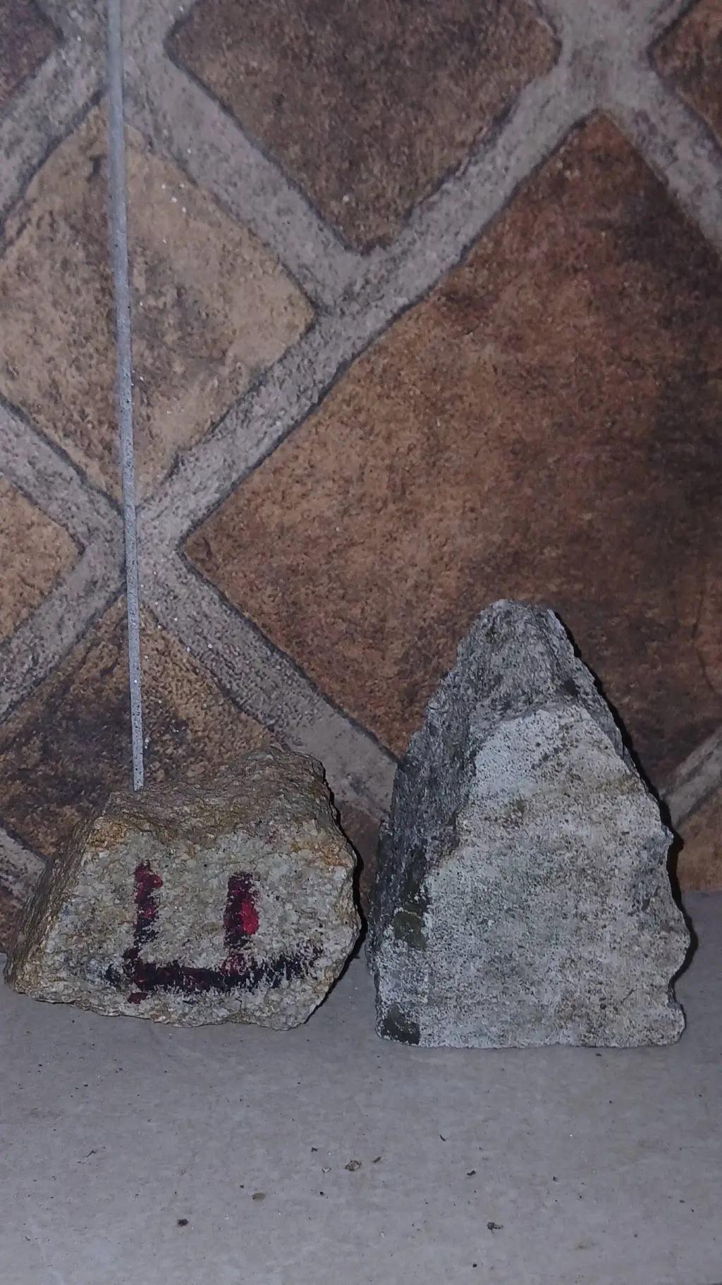 ai character: el guardian roca background