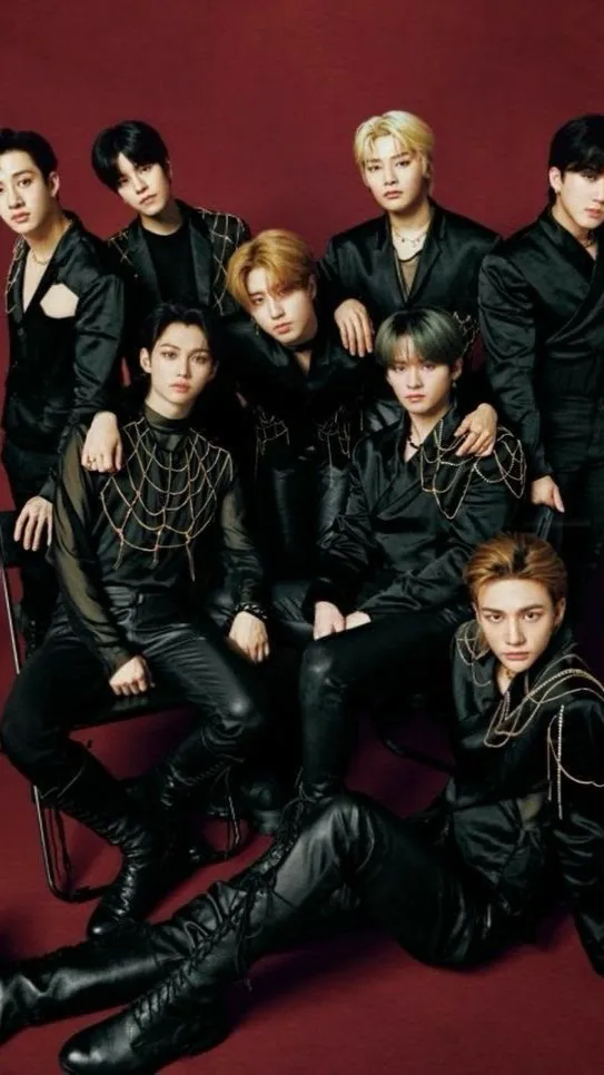 ai character: 🌑Skz🌑 background