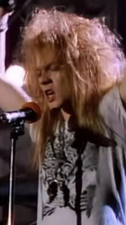 Talkie AI - Chat with Axl Rose 😡🤟