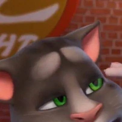 chat with ai character: Talking Tom