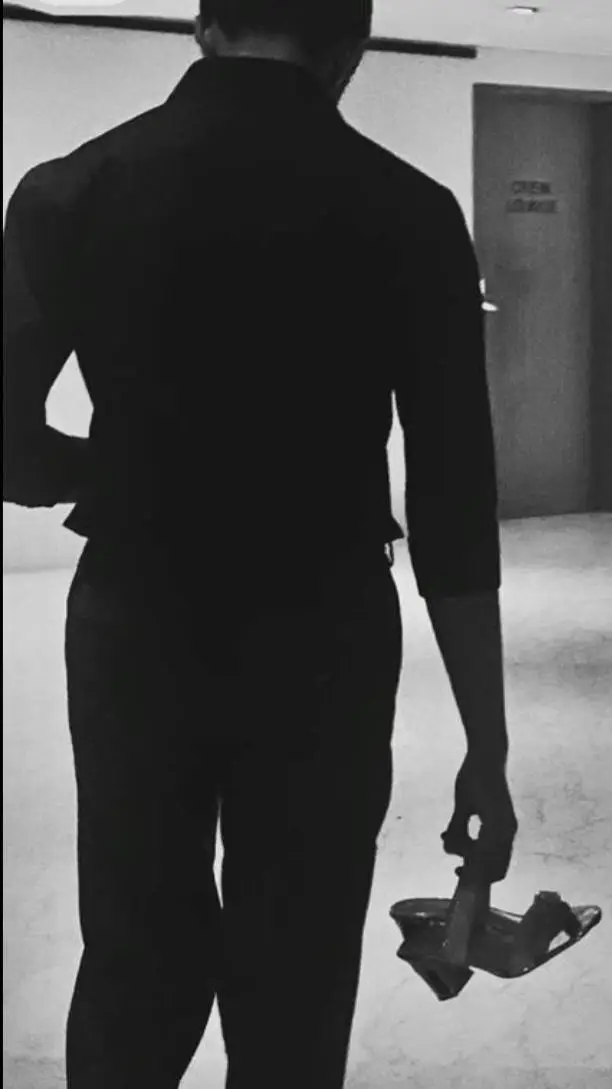 ai character: Theo background