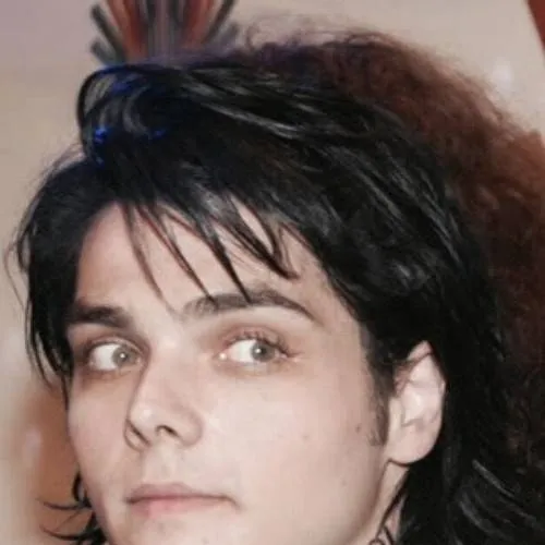 chat with ai character: Gerard way teacher
