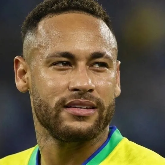 chat with ai character: neymar 