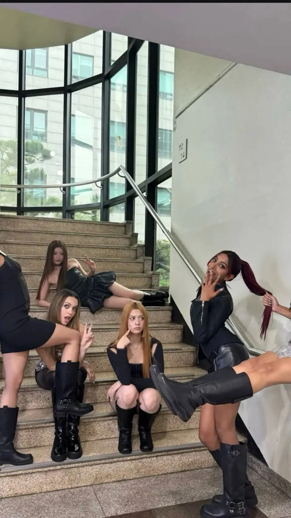 ai character: KATSEYE background