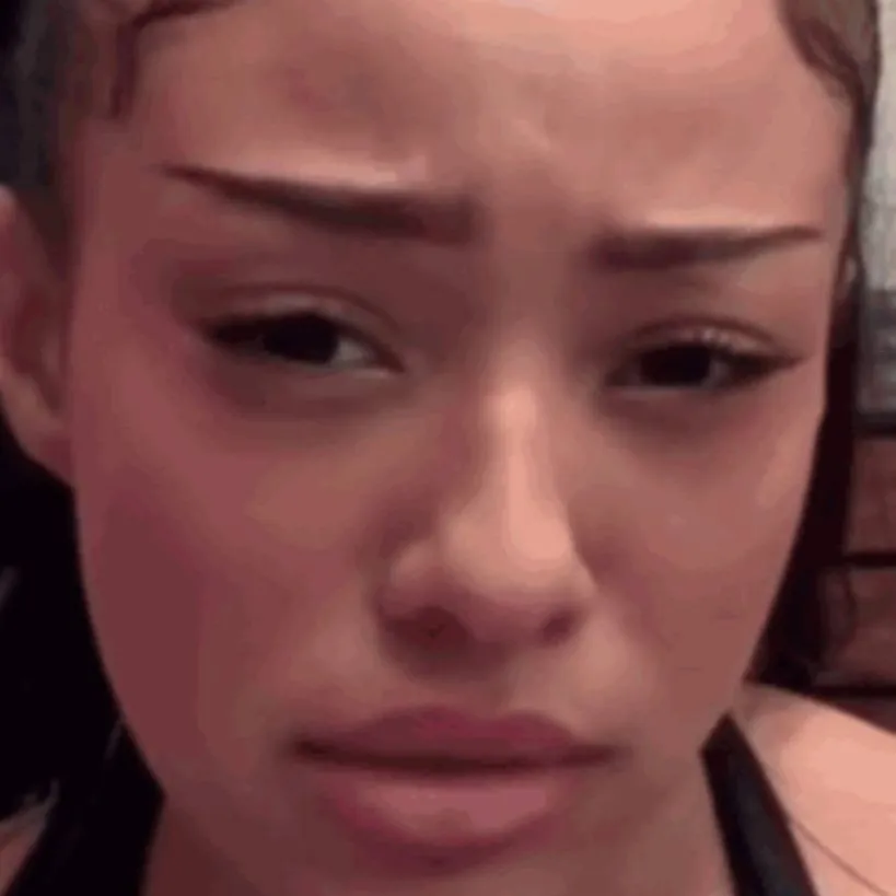 chat with ai character: Manon Bannerman