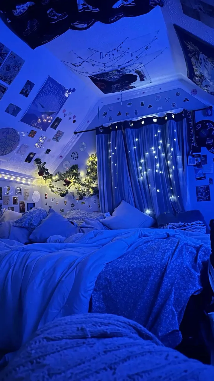ai character: 💤Sleepover💤 background