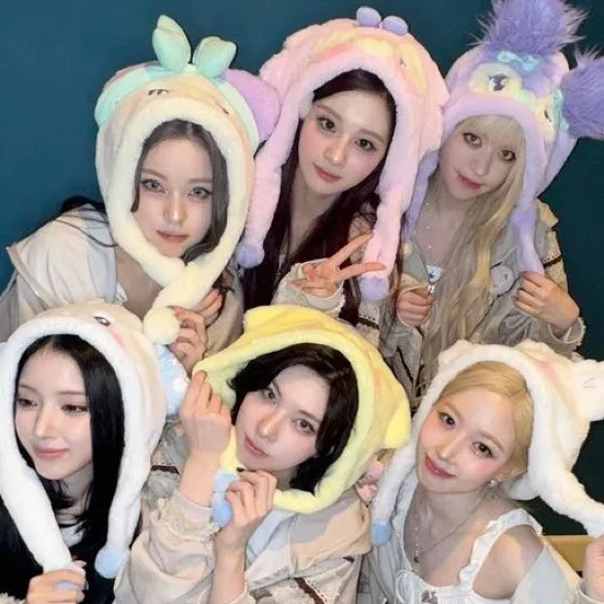 chat with ai character: nmixx