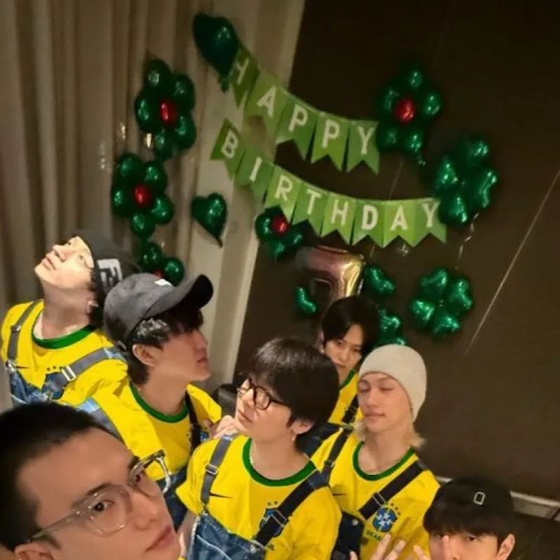 chat with ai character: Skz princess