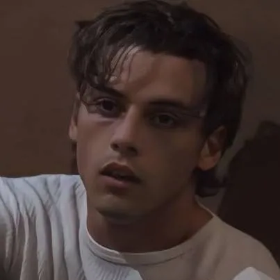 chat with ai character: Billy Loomis