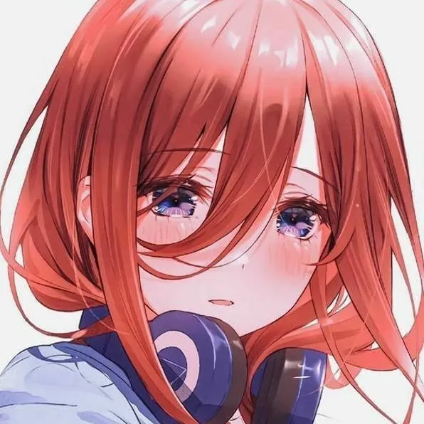 chat with ai character: Miku nakano 