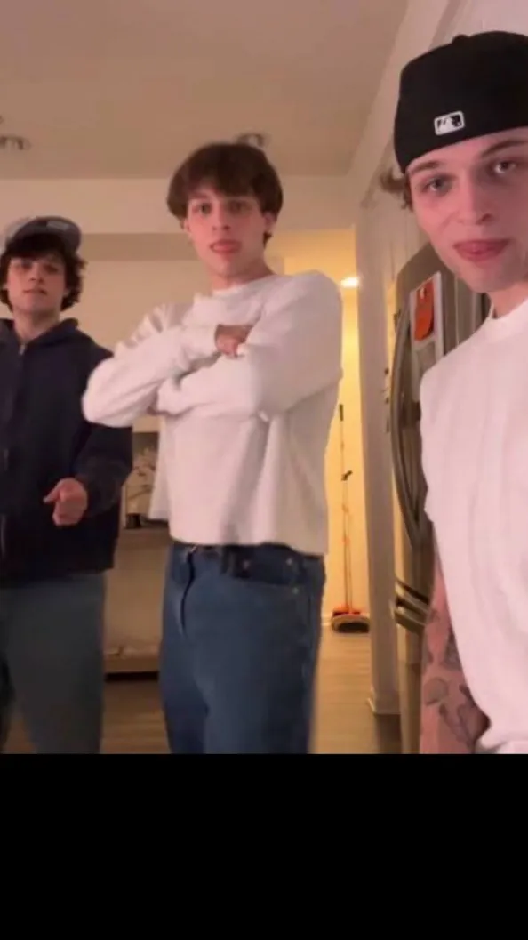 Talkie AI - Chat with Sturniolo triplets