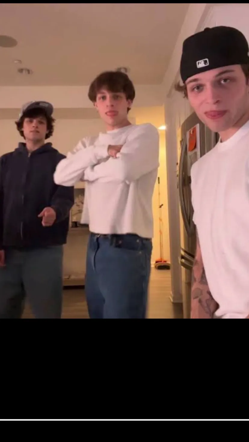 ai character: Sturniolo triplets background